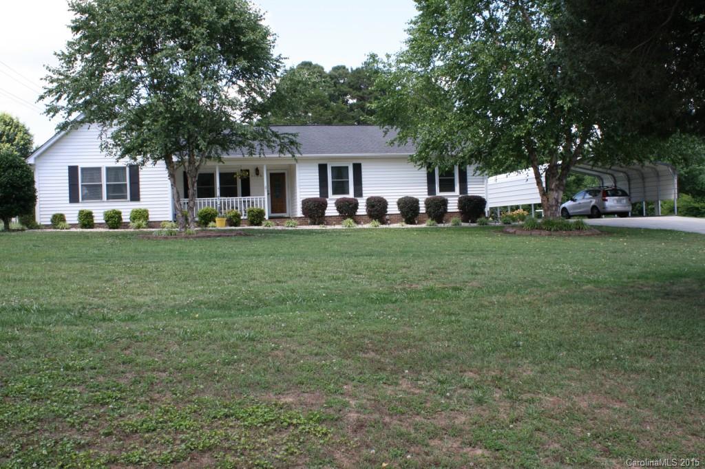 3186 Bush Road Clover, SC 29710 - Photo 13 of 20