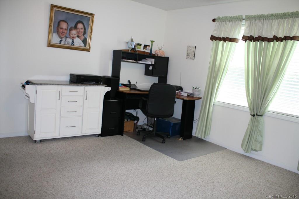 3186 Bush Road Clover, SC 29710 - Photo 15 of 20