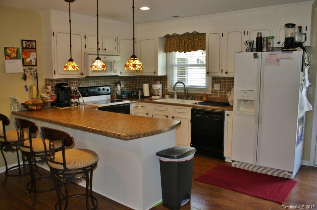 3186 Bush Road Clover, SC 29710 - Photo 3 of 20