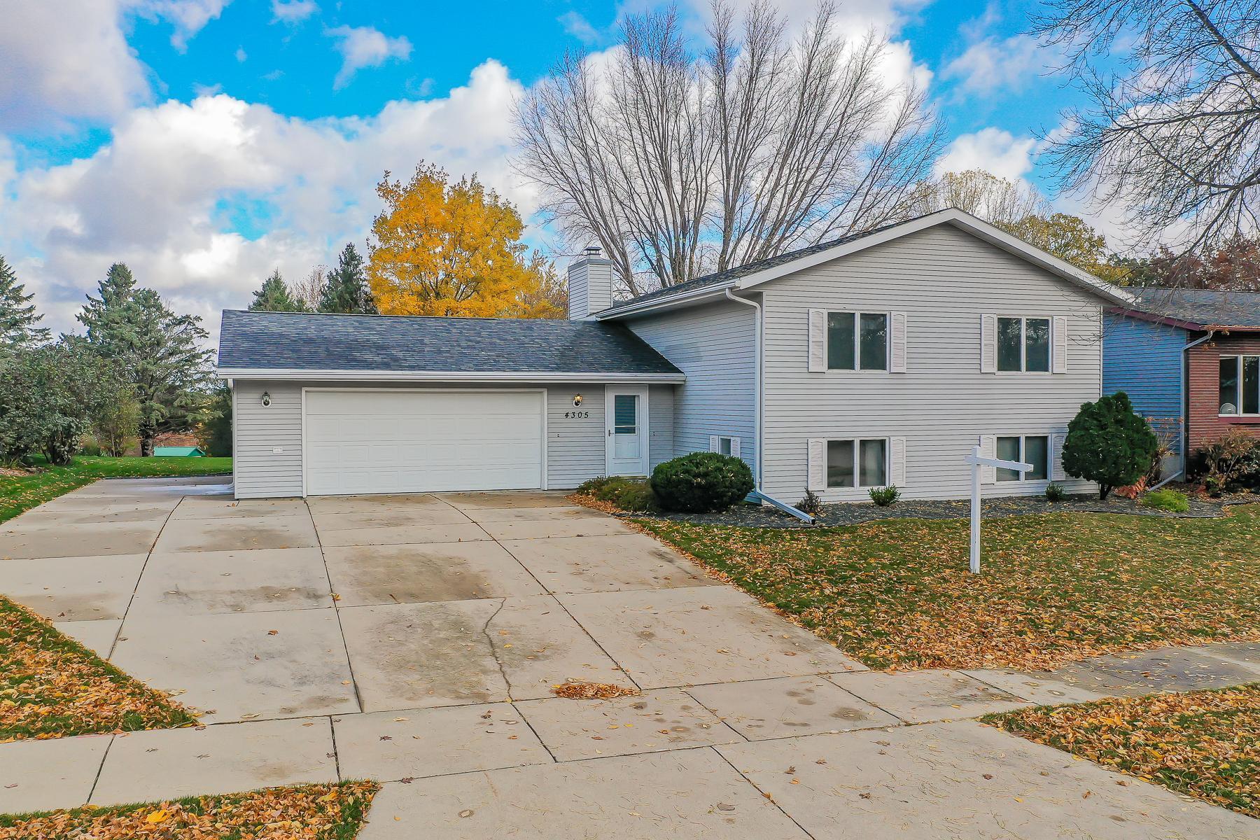 4305 2nd Street Northwest Rochester, MN 55901 - Photo 1 of 1