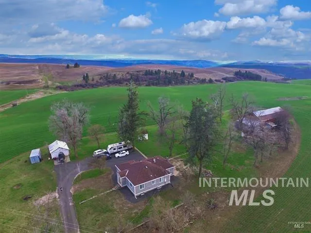 $550,000 | 16078 Hoffman Road, Kendrick, ID 83537