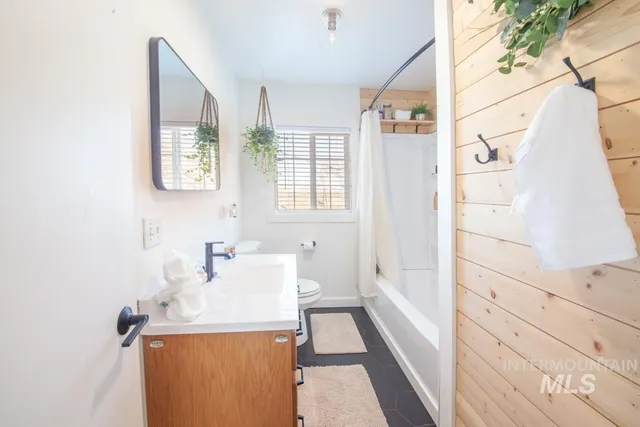 $550,000 | 16078 Hoffman Road, Kendrick, ID 83537