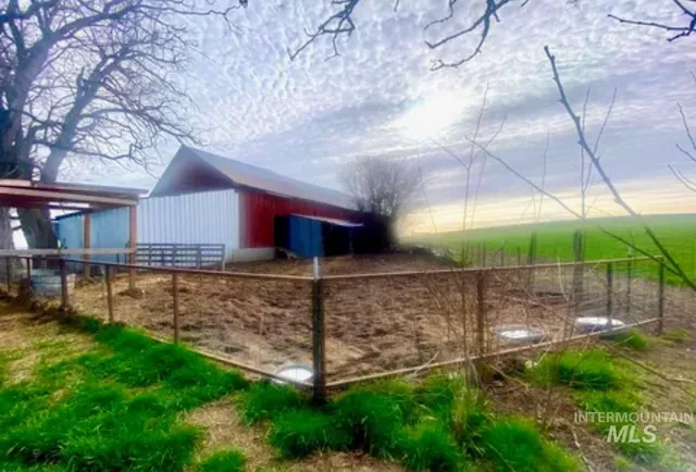 $545,000 | 16078 Hoffman Road, Kendrick, ID 83537