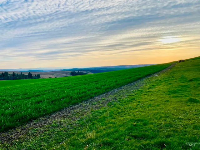 $550,000 | 16078 Hoffman Road, Kendrick, ID 83537