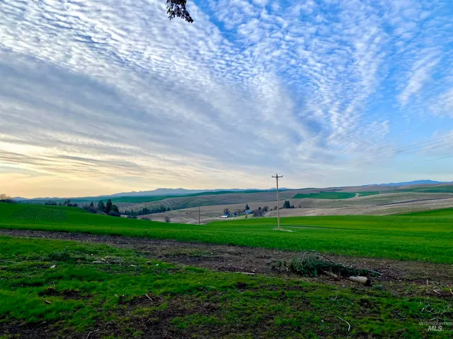 $550,000 | 16078 Hoffman Road, Kendrick, ID 83537