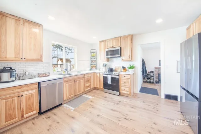 $550,000 | 16078 Hoffman Road, Kendrick, ID 83537