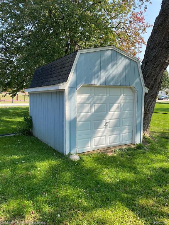 445 North Main Street Perry, MI 48872 - Photo 16 of 19
