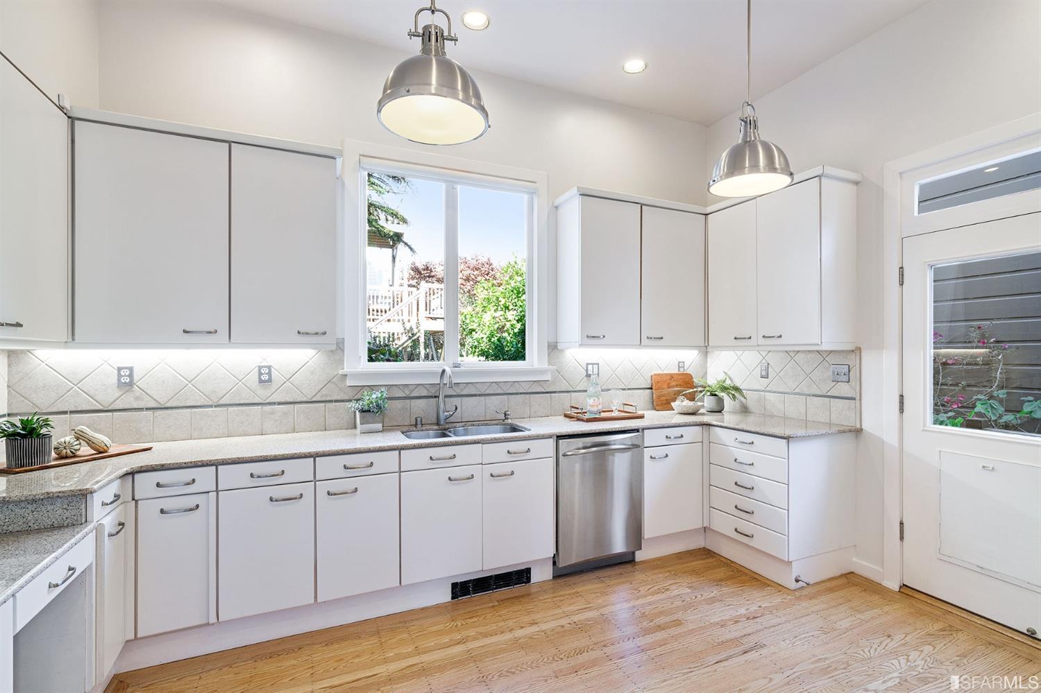 3044 Pine Street San Francisco, CA 94115 - Photo 17 of 58