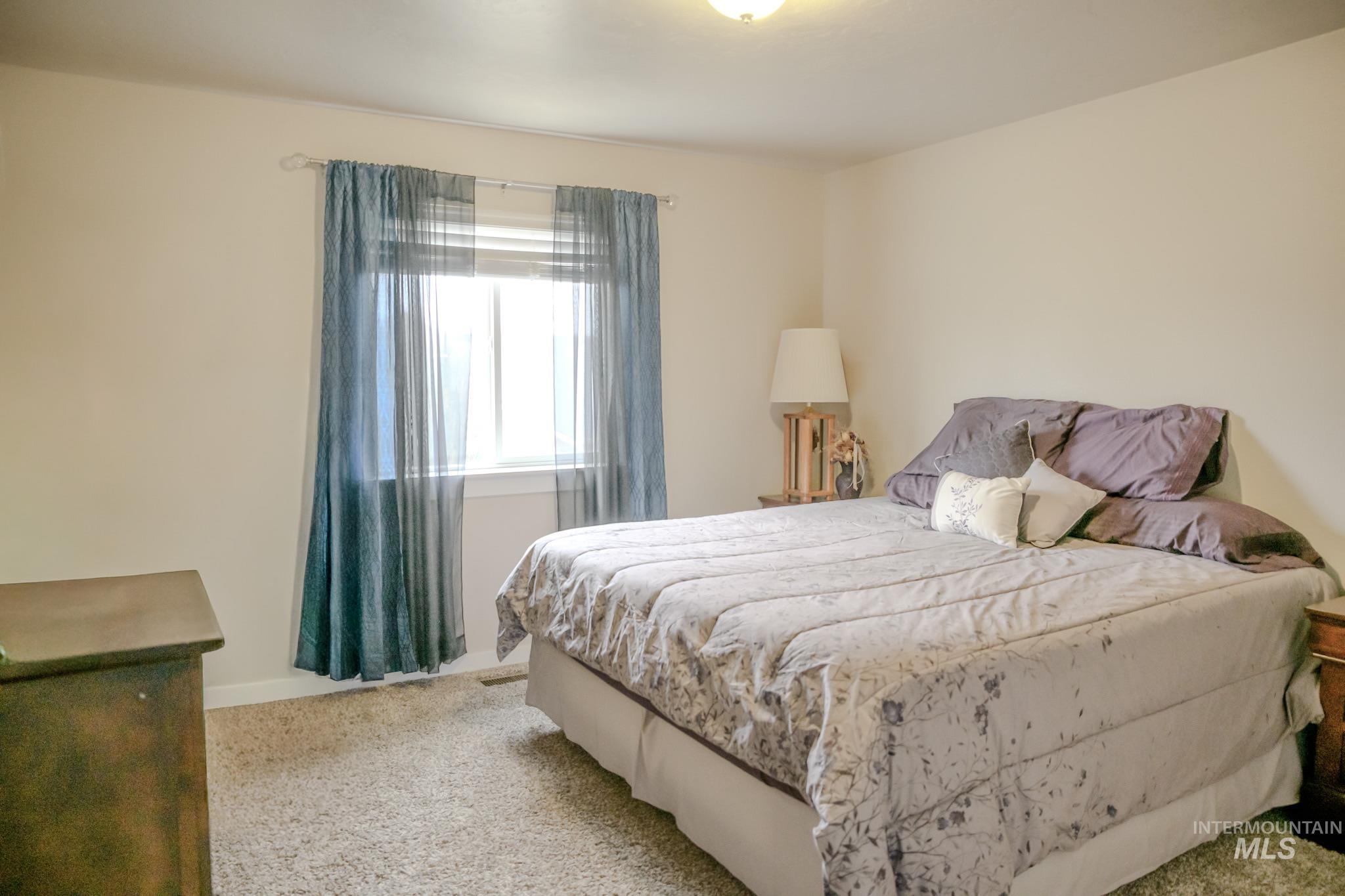 1997 North Rosedust Drive Kuna, ID 83634 - Photo 8 of 16