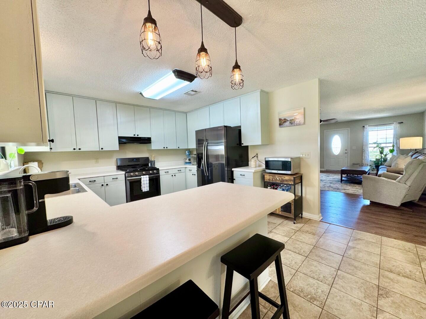 1793 Bentley Road Cottondale, FL 32431 - Photo 7 of 38