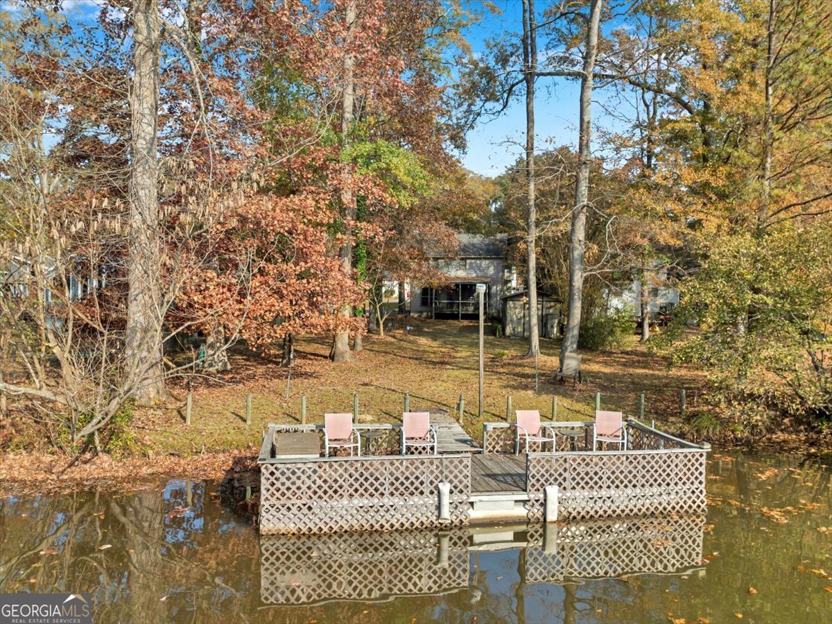 637 Will Scarlet Way Macon, GA 31220 - Photo 30 of 38 a view of balcony with couch
