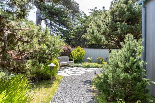 $5,675,000 | 119 Hedgerow Close, The Sea Ranch, CA 95497
