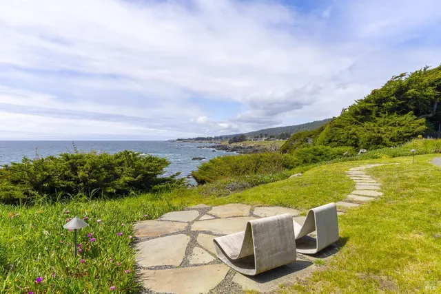 $5,675,000 | 119 Hedgerow Close, The Sea Ranch, CA 95497