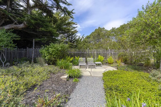 $5,675,000 | 119 Hedgerow Close, The Sea Ranch, CA 95497