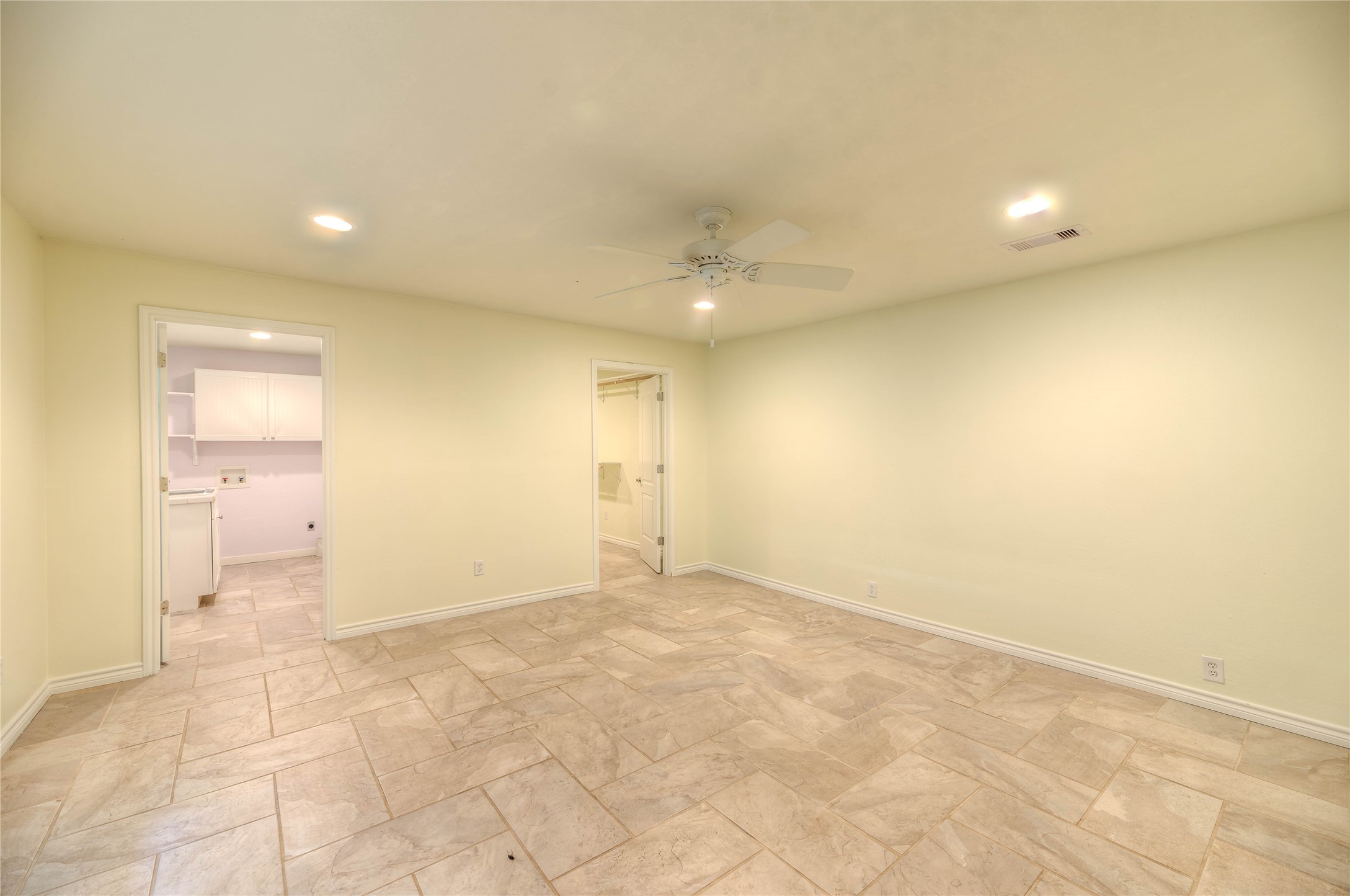 641 Red Clover Livingston, TX 77351 - Photo 14 of 43