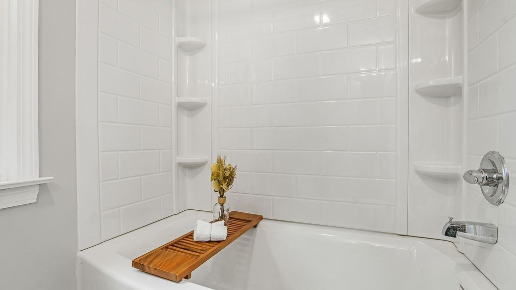 320 Tremont Street Springfield, MA 01104 - Photo 13 of 41