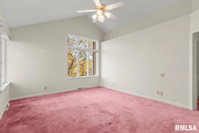 $350,000 | 7112 North Willow Bend Pointe, Unit 21, Peoria, IL 61614