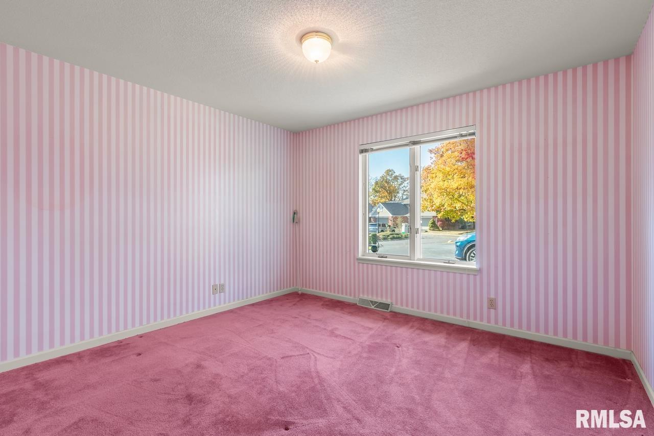 7112 North Willow Bend Pointe, Unit 21 Peoria, IL 61614 - Photo 23 of 53