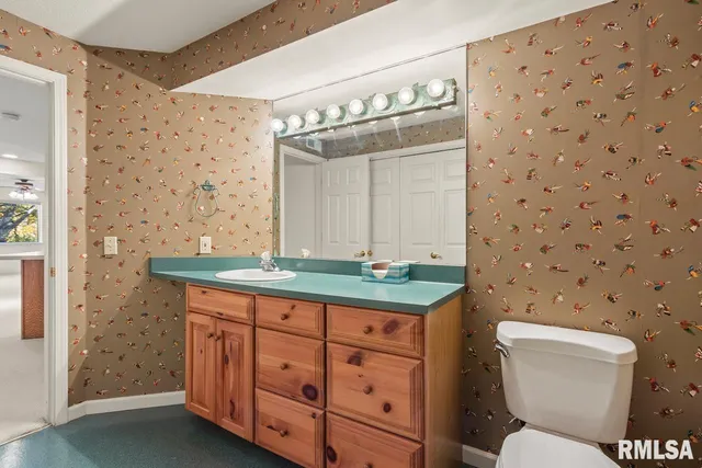 $350,000 | 7112 North Willow Bend Pointe, Unit 21, Peoria, IL 61614