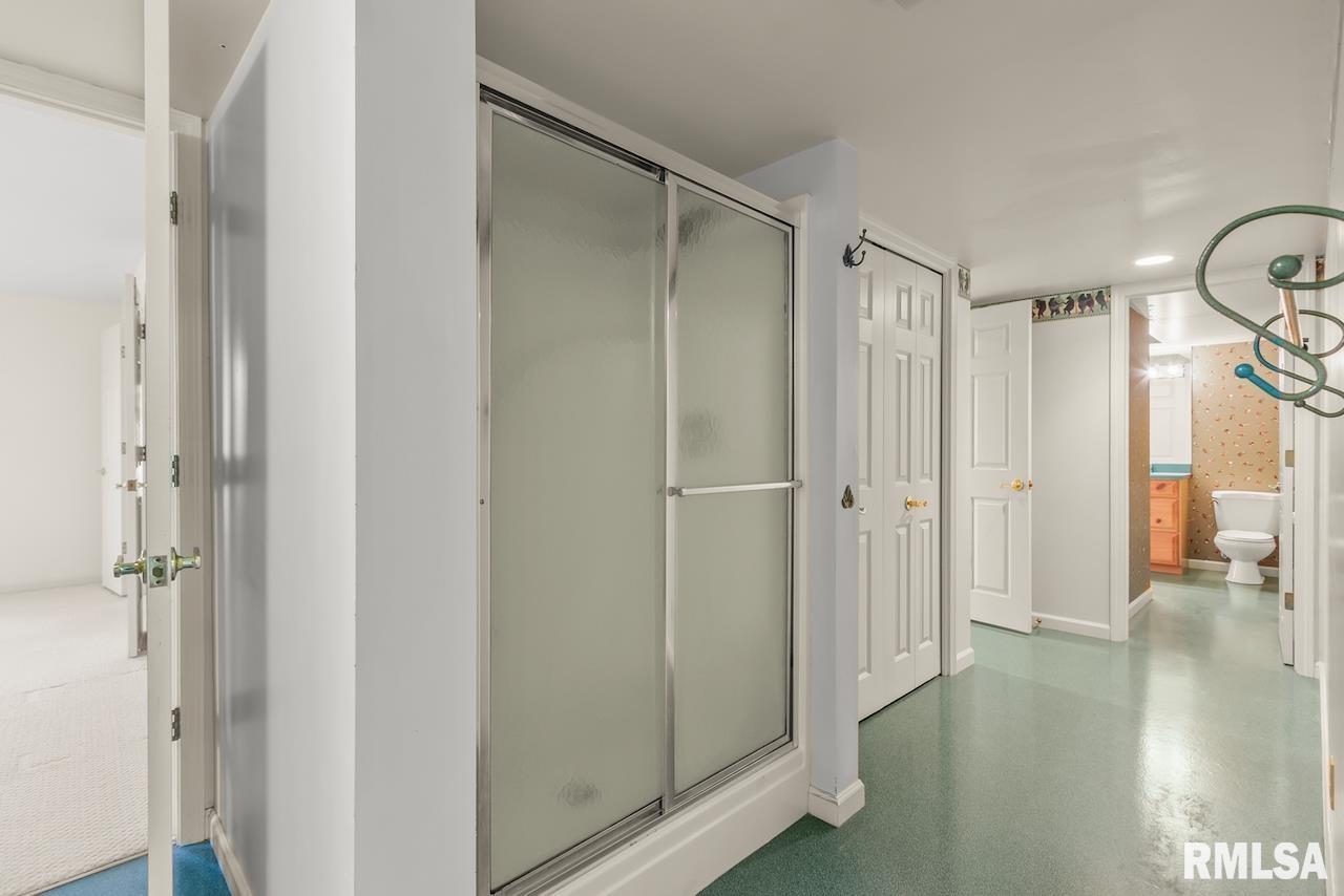 7112 North Willow Bend Pointe, Unit 21 Peoria, IL 61614 - Photo 34 of 53