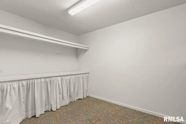 $350,000 | 7112 North Willow Bend Pointe, Unit 21, Peoria, IL 61614