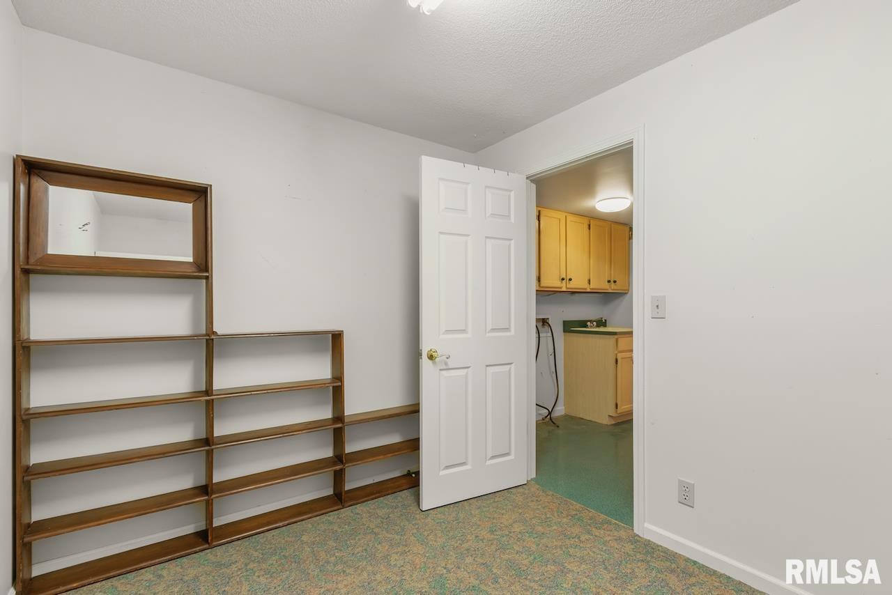 7112 North Willow Bend Pointe, Unit 21 Peoria, IL 61614 - Photo 38 of 53