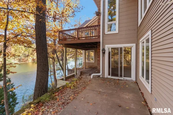 $329,900 | 7112 North Willow Bend Pointe, Unit 21, Peoria, IL 61614