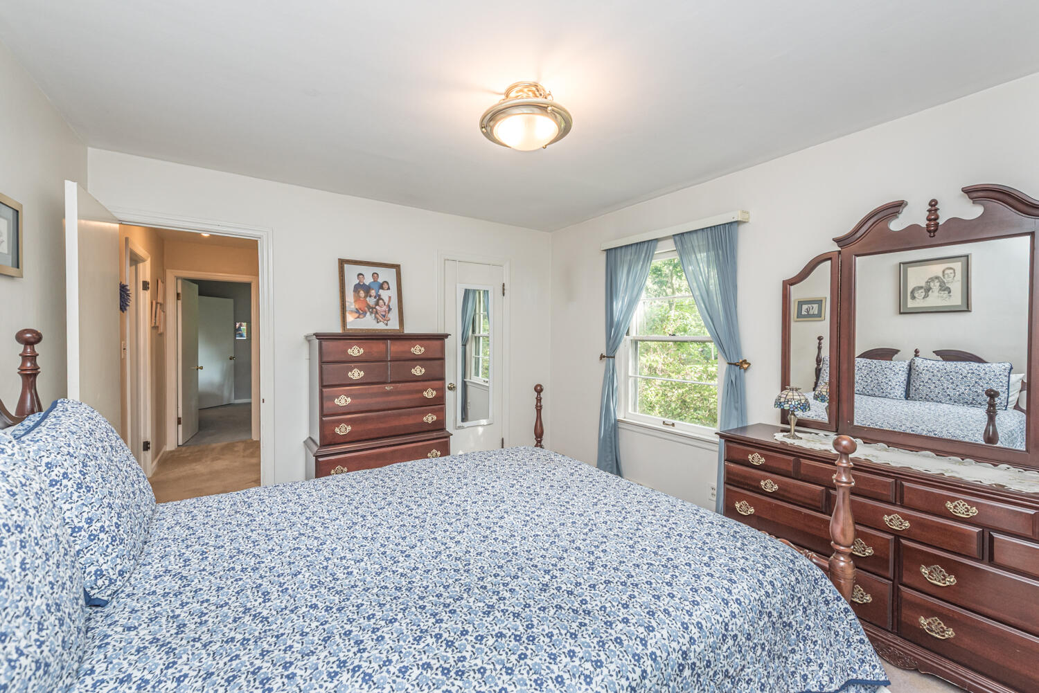 719 Sunset Road Ann Arbor, MI 48103 - Photo 34 of 65 1st floor bedroom