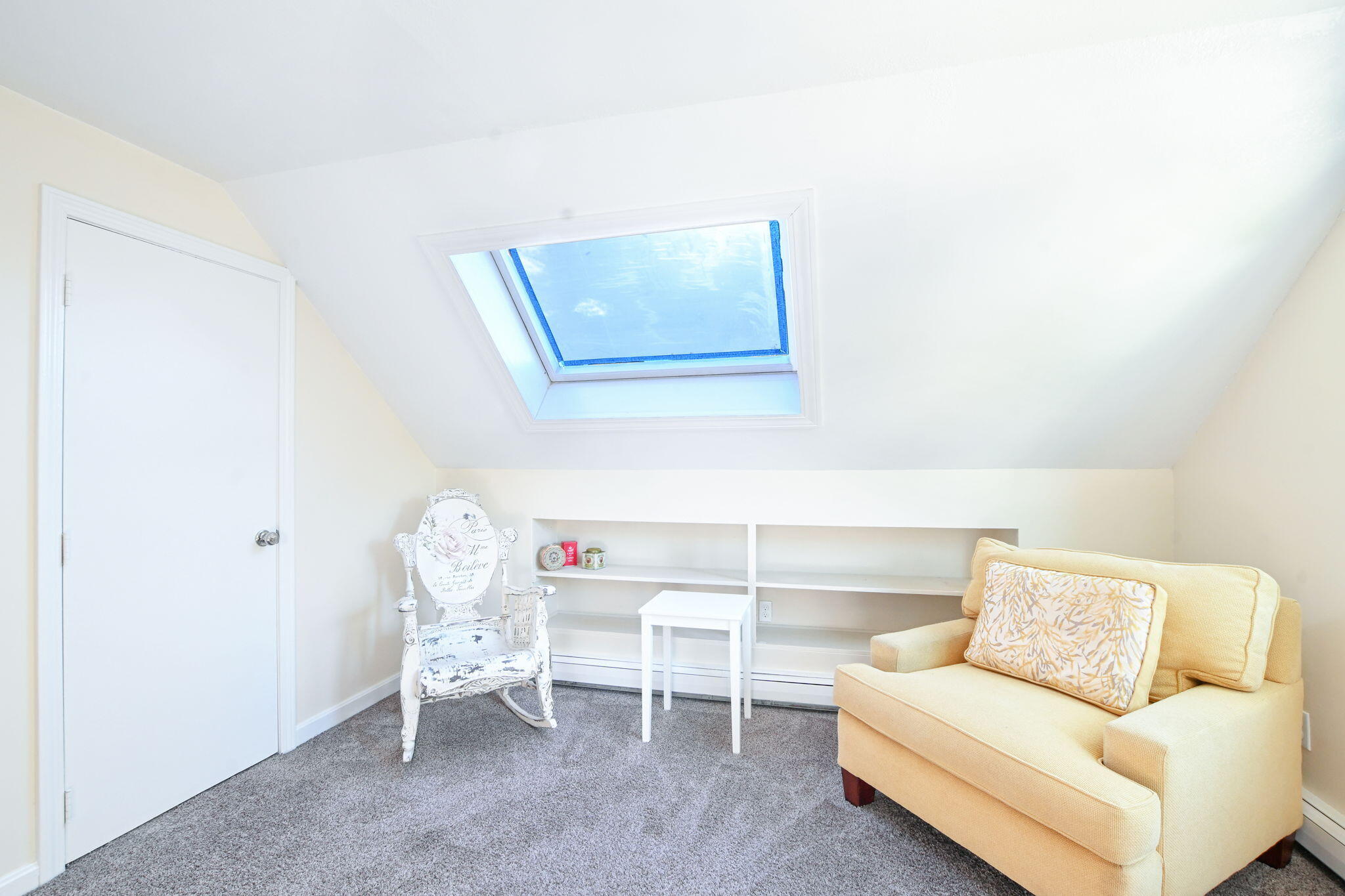 120 Snake Pond Road Forestdale, MA 02644 - Photo 16 of 32 a living room with a couch