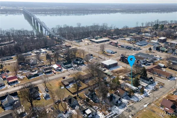 $119,000 | 206 East 4th Street, Brookport, IL 62910