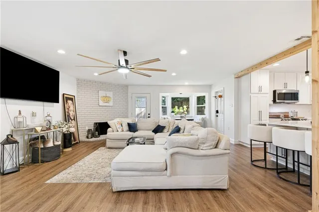 $525,000 | 4817 Jeannette Drive, Metairie, LA 70003