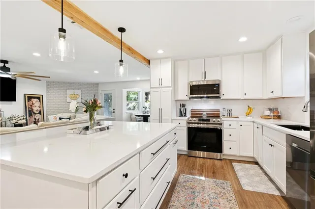 $525,000 | 4817 Jeannette Drive, Metairie, LA 70003