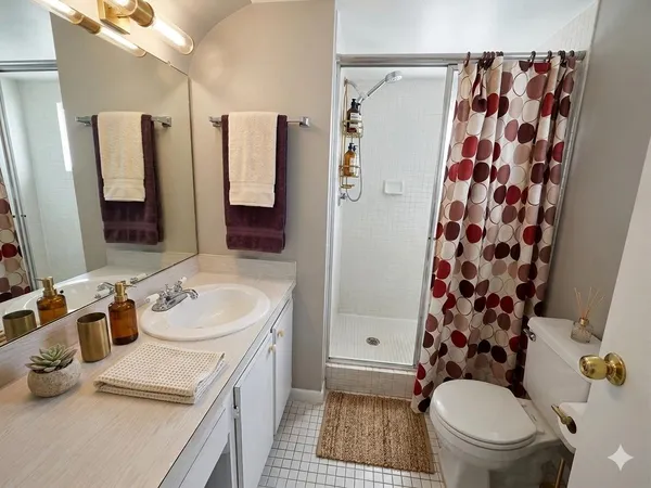 $150,000 | 9900 Sunrise Lakes Boulevard, Unit 201, Sunrise, FL 33322