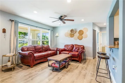 $399,000 | 1717 20th Avenue, Vero Beach, FL 32960