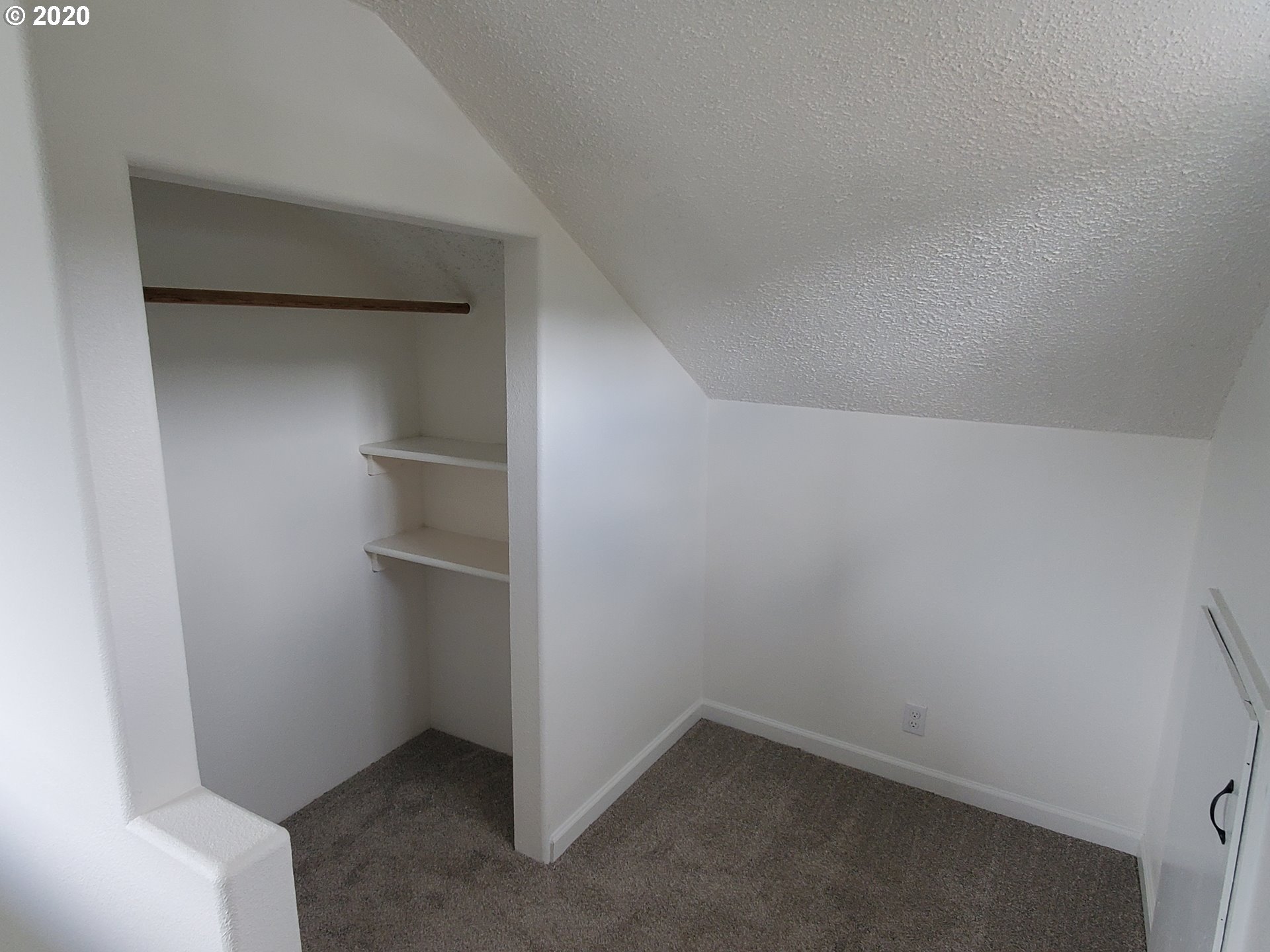 2121 Birch Avenue Reedsport, OR 97467 - Photo 12 of 23 Gallery Image 12