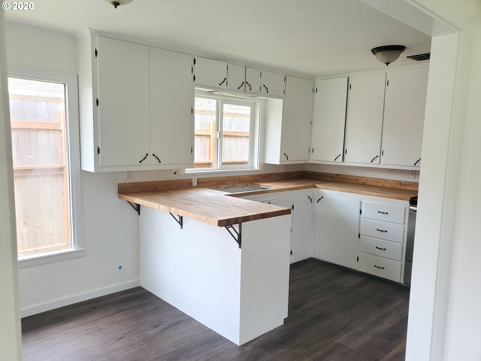 2121 Birch Avenue Reedsport, OR 97467 - Photo 5 of 23 Gallery Image 5