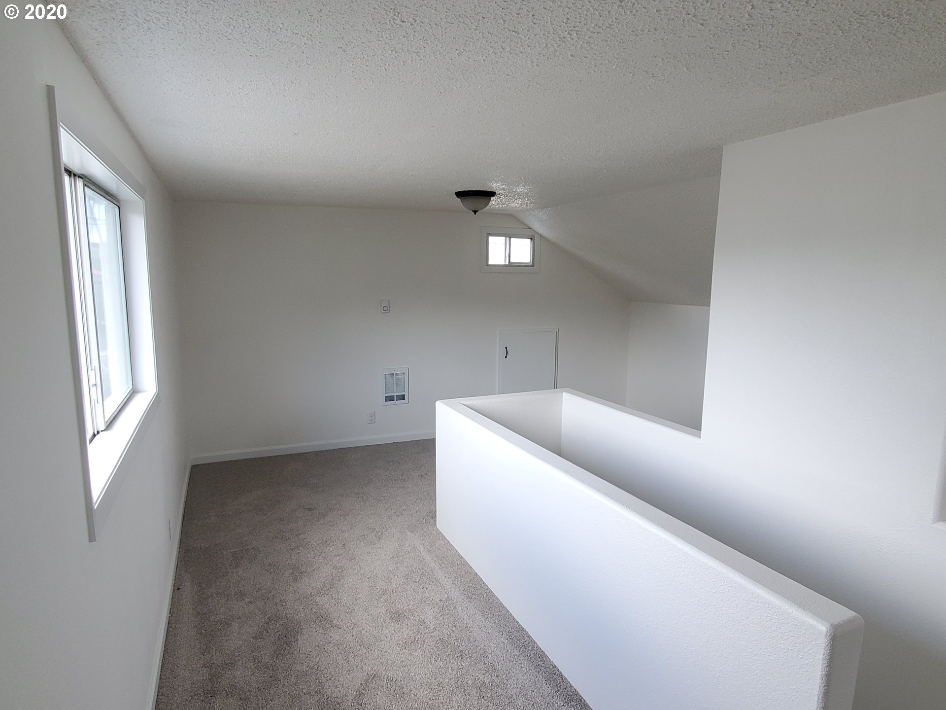 2121 Birch Avenue Reedsport, OR 97467 - Photo 10 of 23 Gallery Image 10