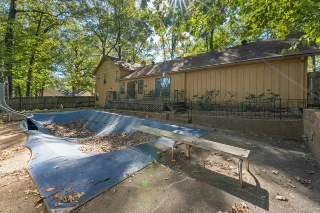 a view of a sink in the patio