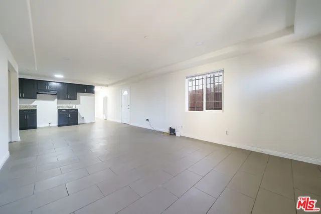 $3,250 | 10952 1/2 Wilmington Avenue, Los Angeles, CA 90059