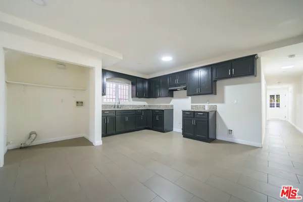 $2,950 | 10952 1/2 Wilmington Avenue, Los Angeles, CA 90059