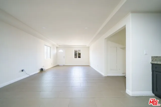 $3,250 | 10952 1/2 Wilmington Avenue, Los Angeles, CA 90059