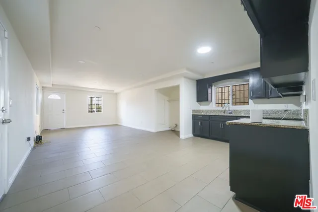 $3,250 | 10952 1/2 Wilmington Avenue, Los Angeles, CA 90059