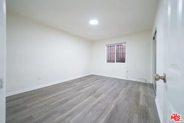 $2,950 | 10952 1/2 Wilmington Avenue, Los Angeles, CA 90059