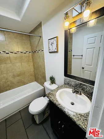 $2,950 | 10952 1/2 Wilmington Avenue, Los Angeles, CA 90059