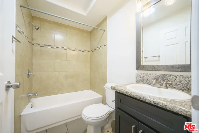 $3,250 | 10952 1/2 Wilmington Avenue, Los Angeles, CA 90059