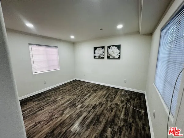 $2,950 | 10952 1/2 Wilmington Avenue, Los Angeles, CA 90059