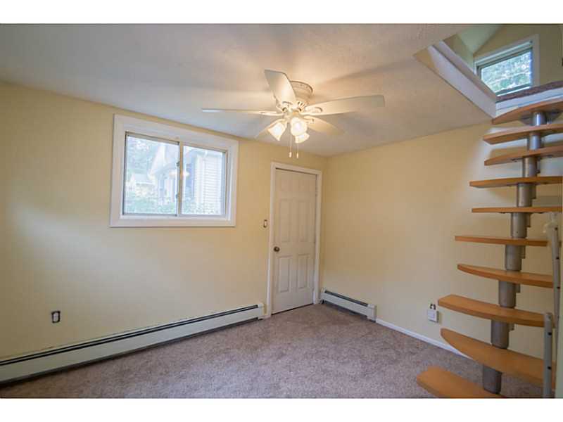 25 Ruth Avenue East Providence, RI 02916 - Photo 23 of 25 Living Room.