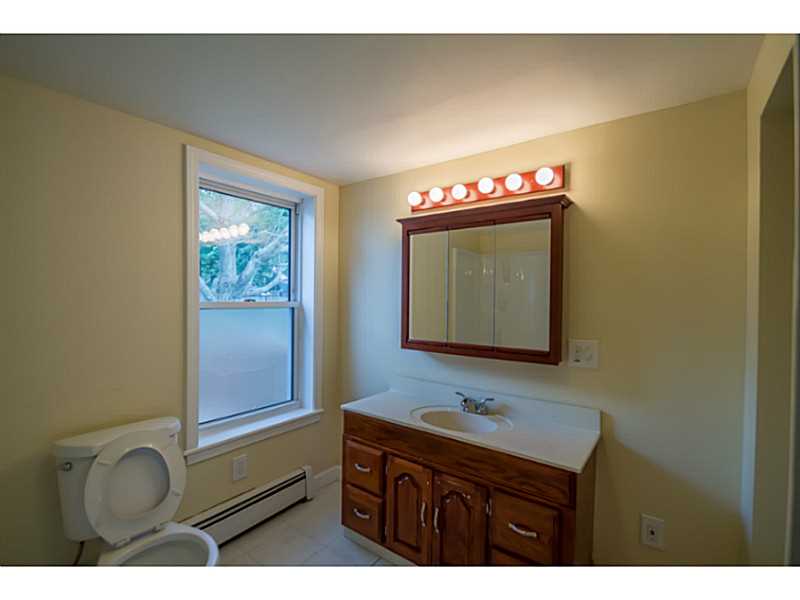 25 Ruth Avenue East Providence, RI 02916 - Photo 10 of 25 Bathroom.