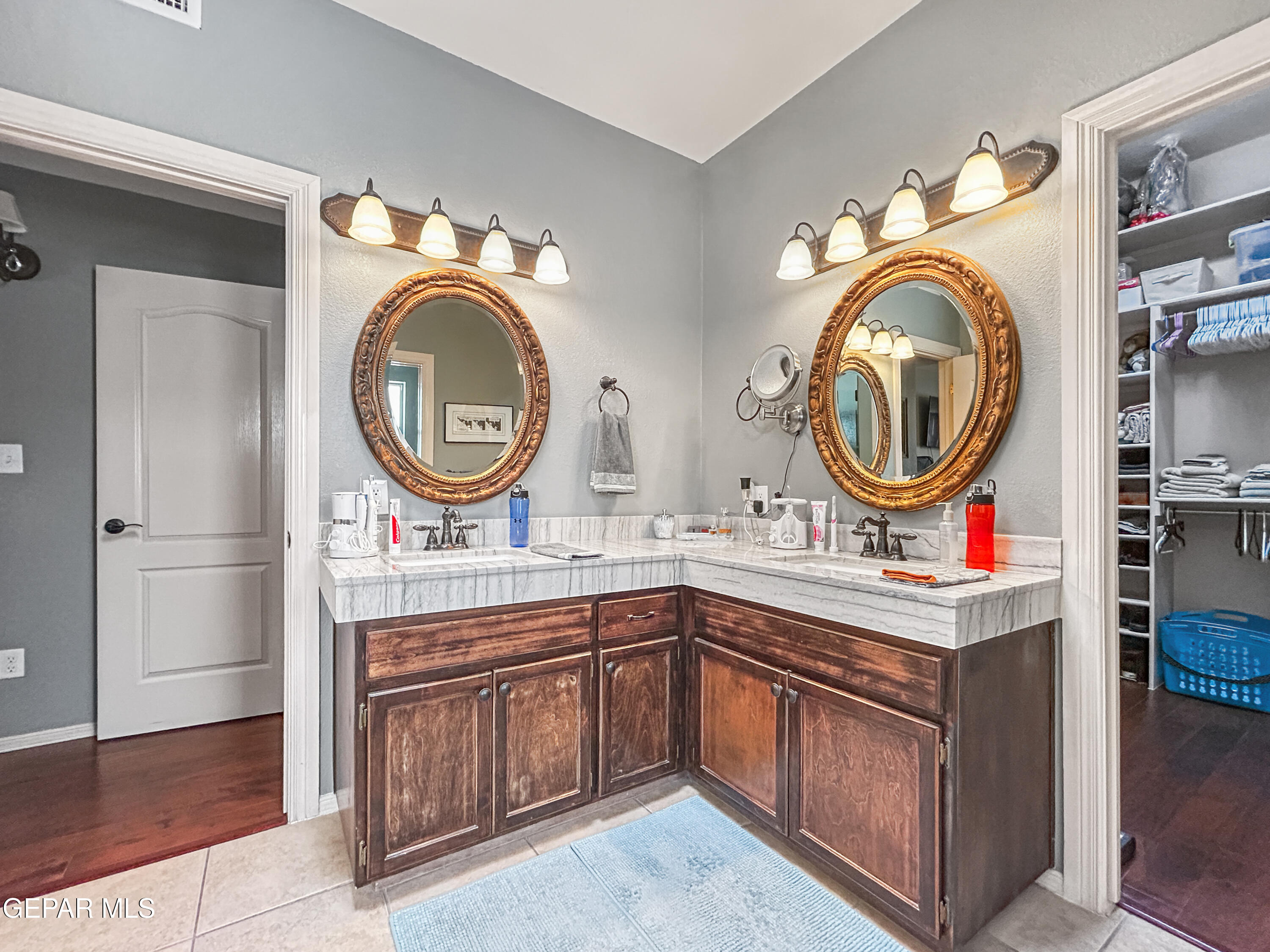 6680 Capitan Ridge El Paso, TX 79912 - Photo 26 of 47 Primary Bath