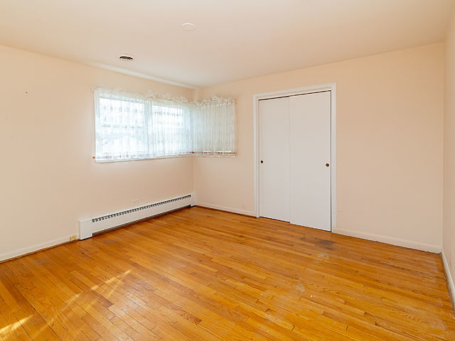 5611 Capri Lane Morton Grove, IL 60053 - Photo 6 of 11